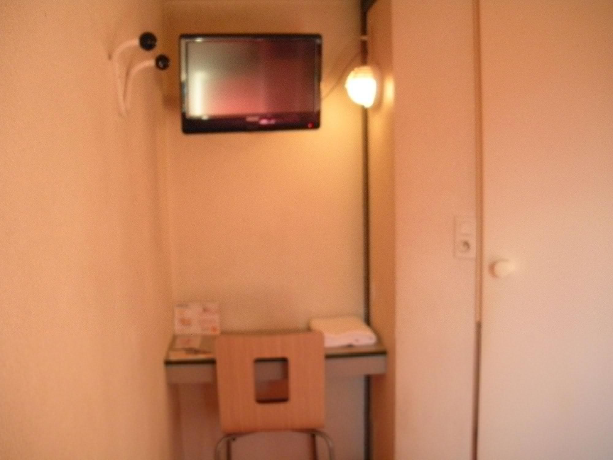 Premiere Classe Dreux Dış mekan fotoğraf
