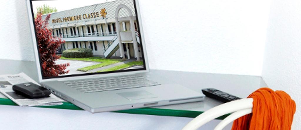 Premiere Classe Dreux Dış mekan fotoğraf